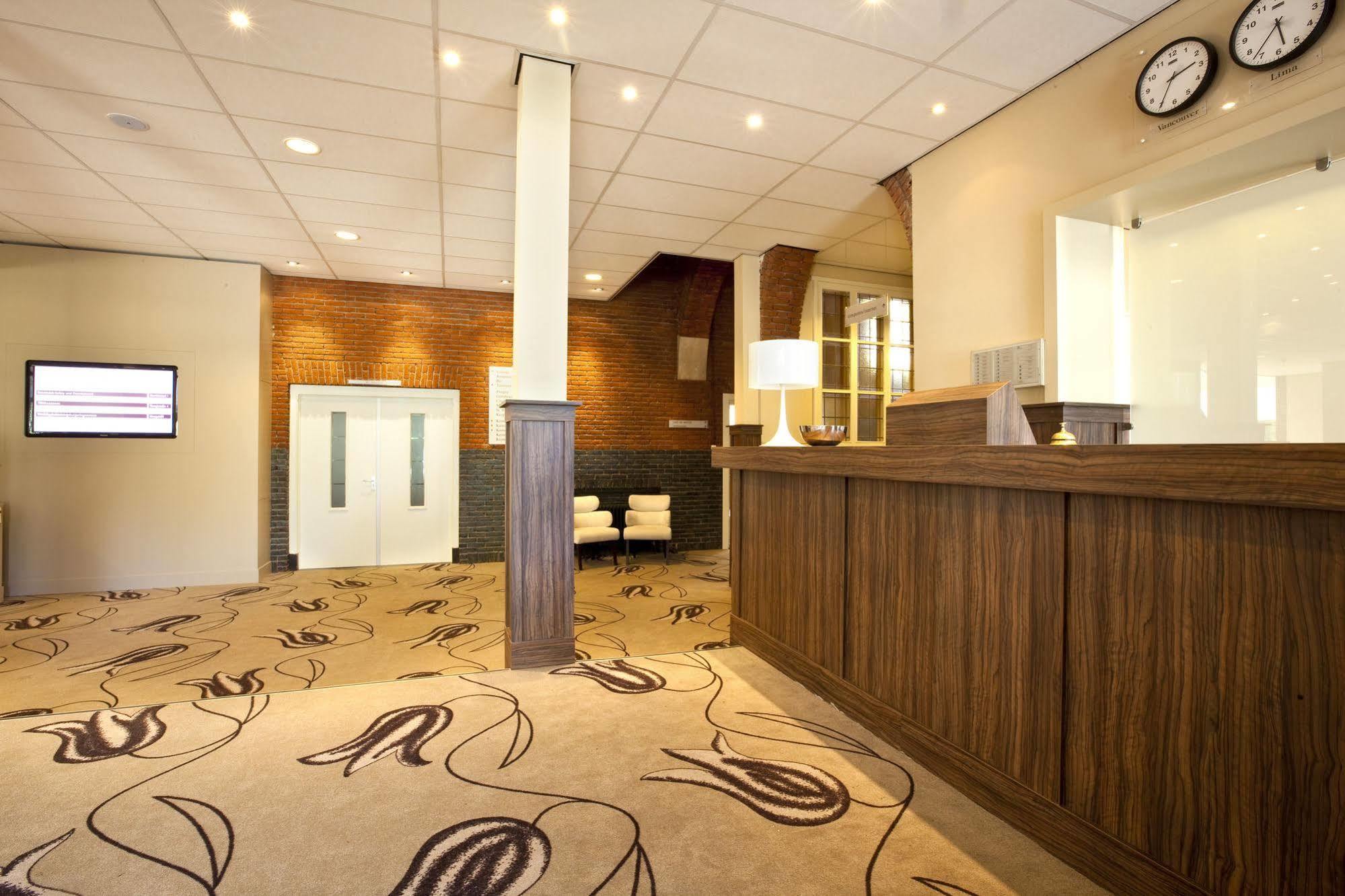 Hotel Kontakt Der Kontinenten Soesterberg Eksteriør bilde